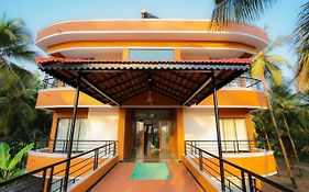 Saikushi Beach Resort